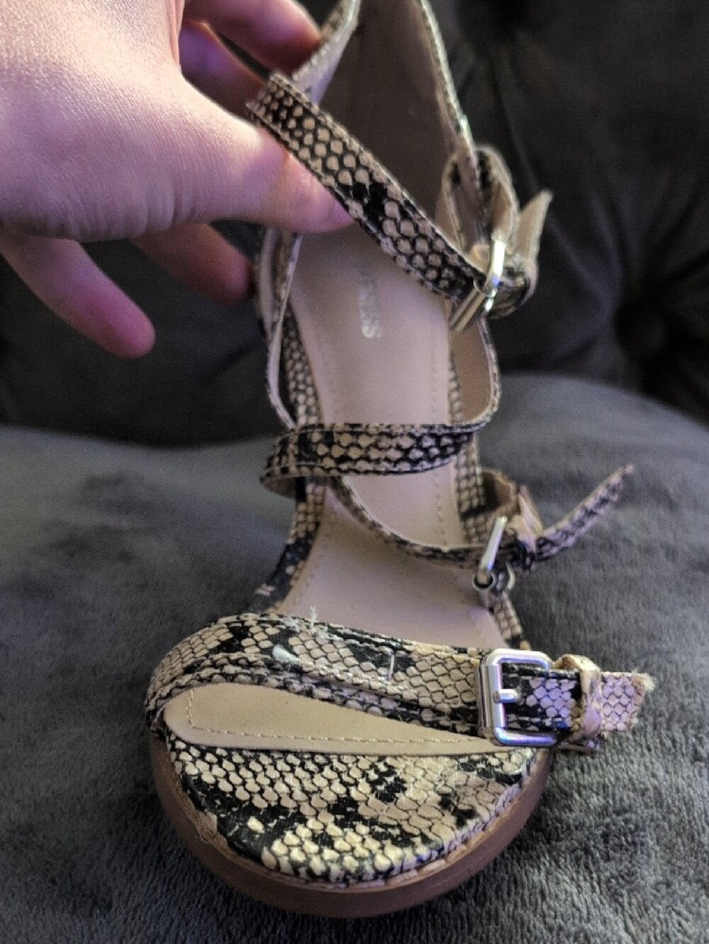 Express Snake-Print Strappy Heels in Beige and Black - Picture 6 of 7